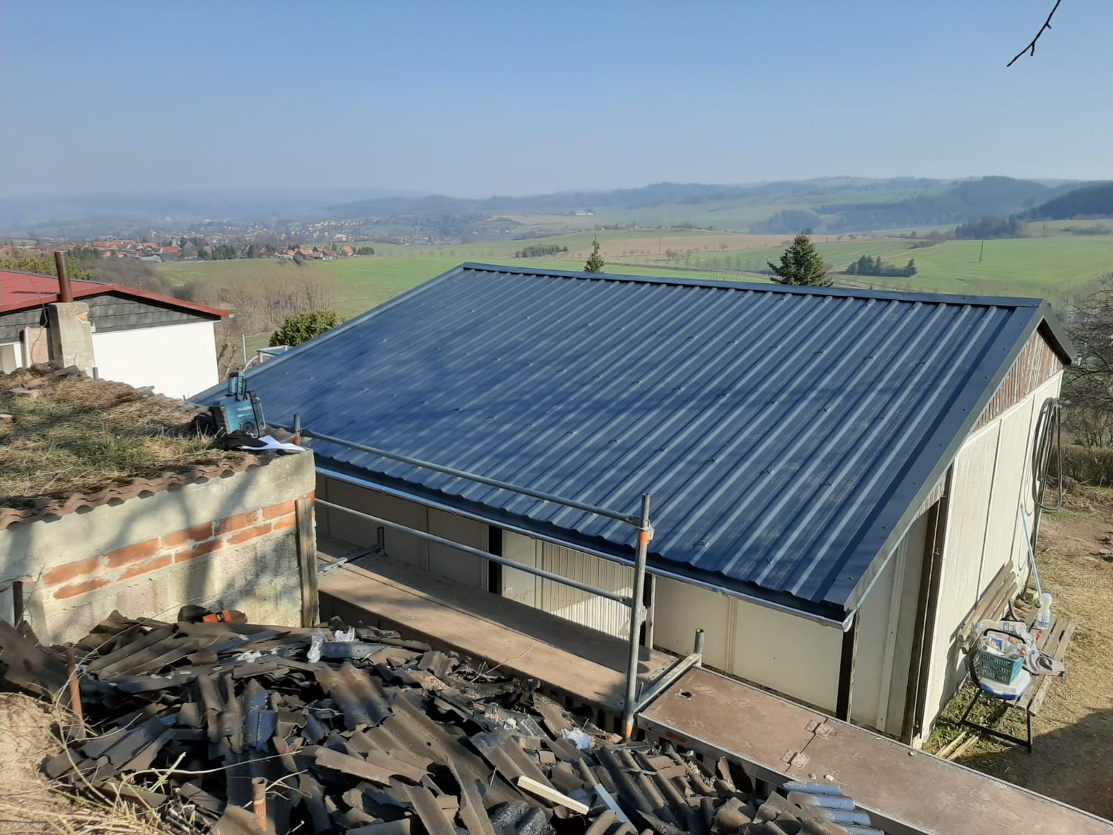  schwarze Decke